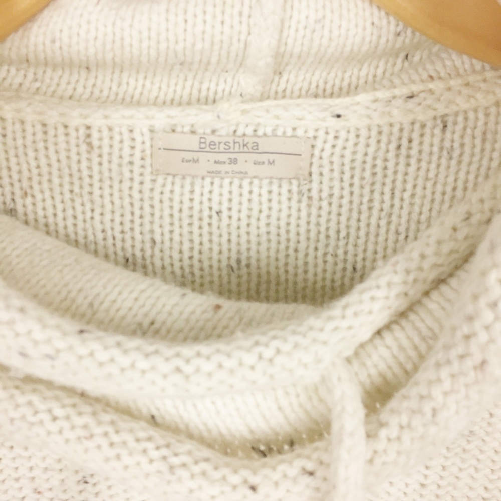 Bershka oatmeal chunky knit cowl neck sweater - Picture 3 of 7